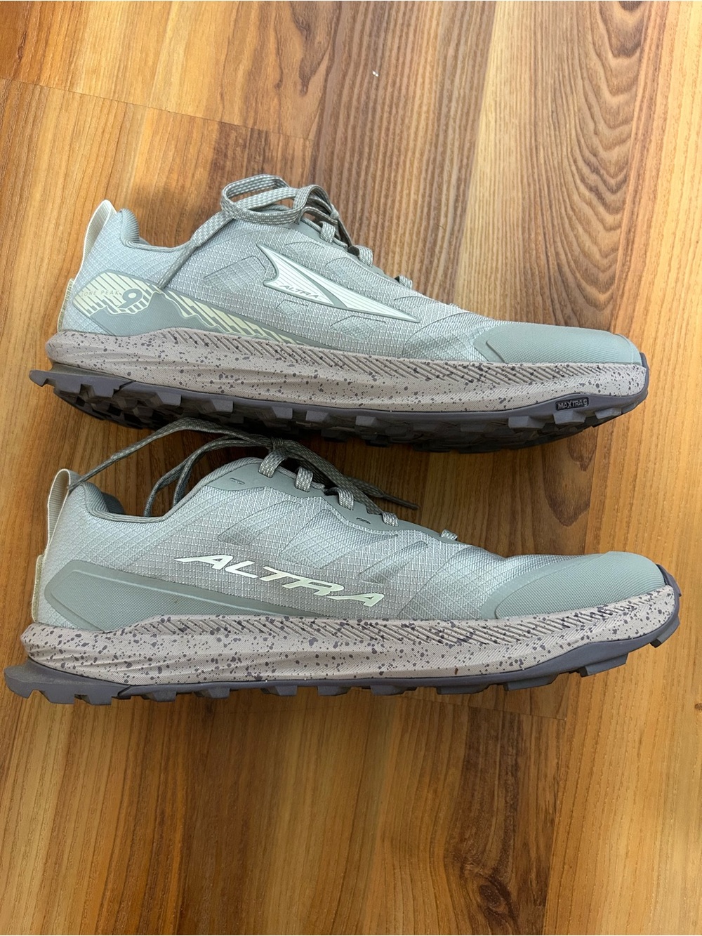 Altra Lone Peak 9 - Women’s 11